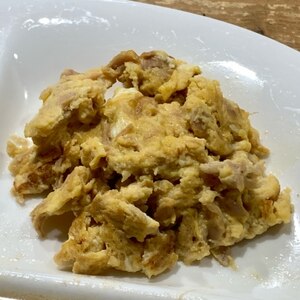 ツナ入りの炒り卵